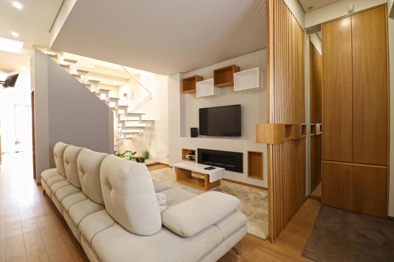 Ribeira Riverhouse - City Centre Duplex With Terrace Виана-ду-Каштелу Экстерьер фото