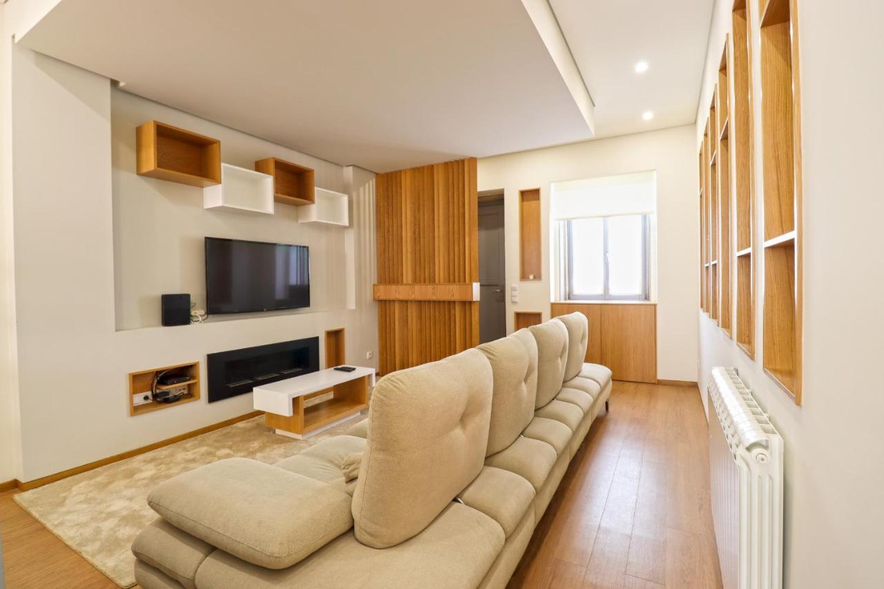 Ribeira Riverhouse - City Centre Duplex With Terrace Виана-ду-Каштелу Экстерьер фото
